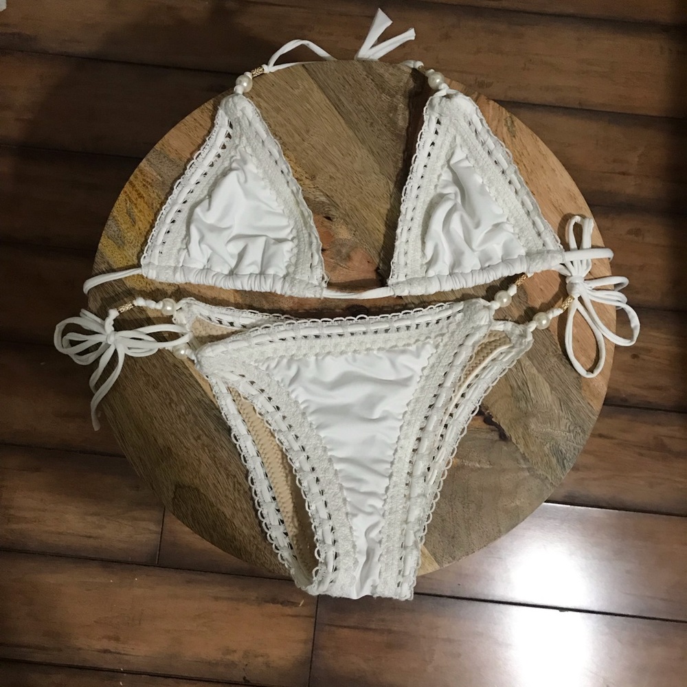 ále by Alessandra (Ambrosio) Bikini